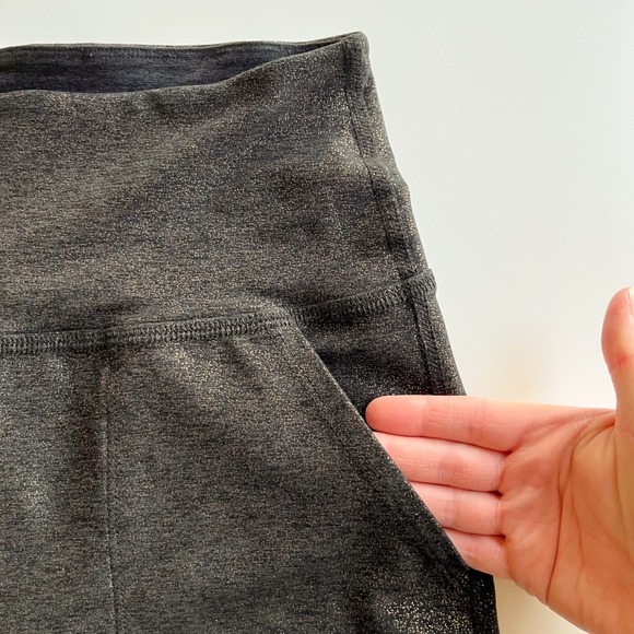 Beyond Yoga SoftShine All Day Flare Pant Stardust Foil Womens Large Black Gold - Picture 10 of 12